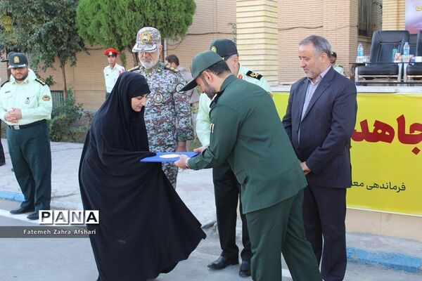 صبحگاه مشترک یگان‌های نمونه نیروهای مسلح استان سمنان