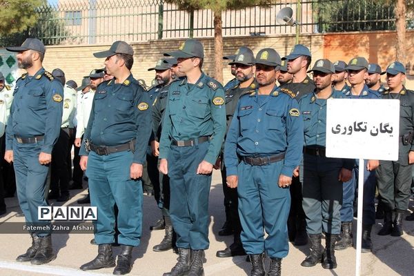 صبحگاه مشترک یگان‌های نمونه نیروهای مسلح استان سمنان