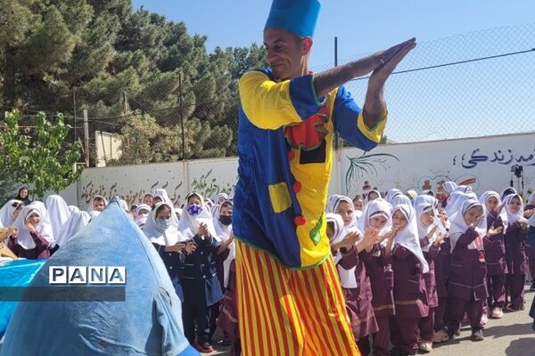آموزش مصرف بهینه آب در دبستان حضرت زهرا(س)رودهن