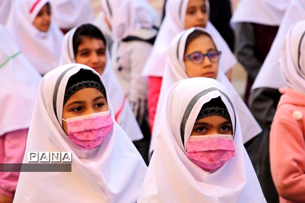 هفته ملی کودک در مدرسه شهید‌اخوان استان همدان