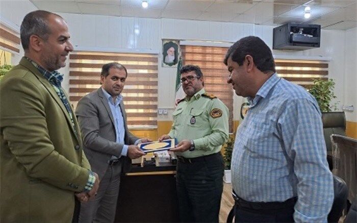 دیدار مدیر آموزش و پرورش شهرستان عسلویه با فرمانده نیروی انتظامی شهرستان
