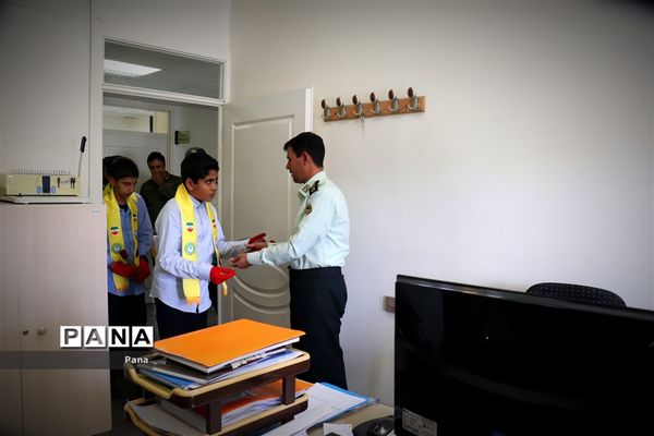 دیدار مدیرکل آموزش و پرورش آذربایجان شرقی با فرمانده نیروی انتظامی آذربایجان شرقی