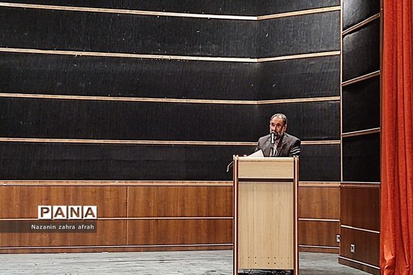 مراسم  تجلیل از هنرمندان شاخص شرق استان تهران در دماوند