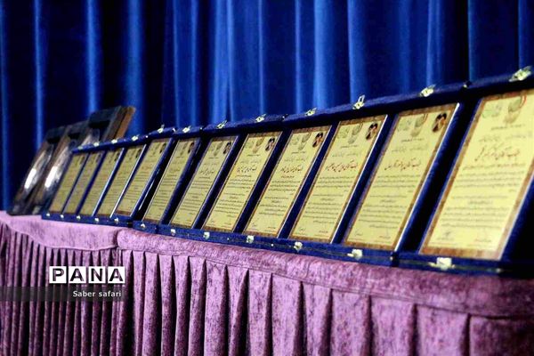 همایش ملی بزرگداشت روز جهانی تخم مرغ در تبریز