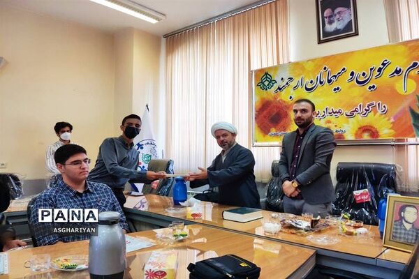 تجلیل از دانش‌آموز‌‌خبرنگاران عضو خبرگزاری پانا‌ استان اصفهان