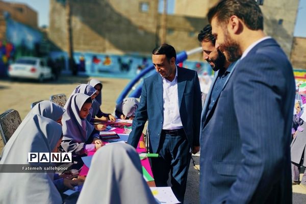 برگزاری جشن عاطفه‌ها با هدف ترویج همدلی از کودکی در دبستان دخترانه حضرت مریم (س)