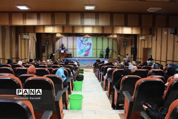 برگزاری جلسه توجیهی طرح سکوی ایران قوی در ناحیه 3 شیراز