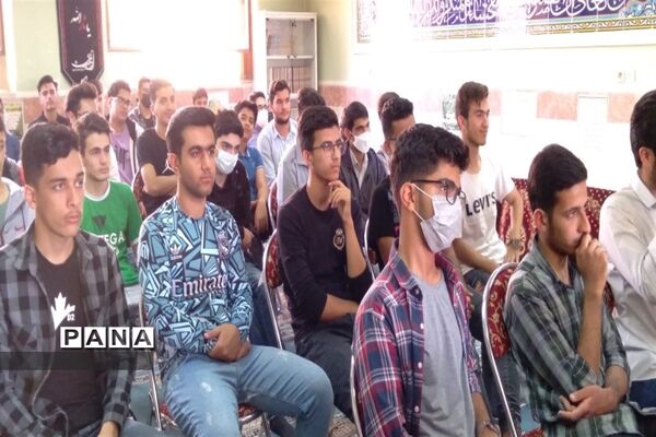 محفل شعر دانش‌آموزان دبیرستان نمونه دولتی شمس تبریزی
