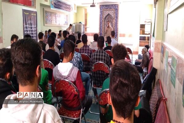 محفل شعر دانش‌آموزان دبیرستان نمونه دولتی شمس تبریزی