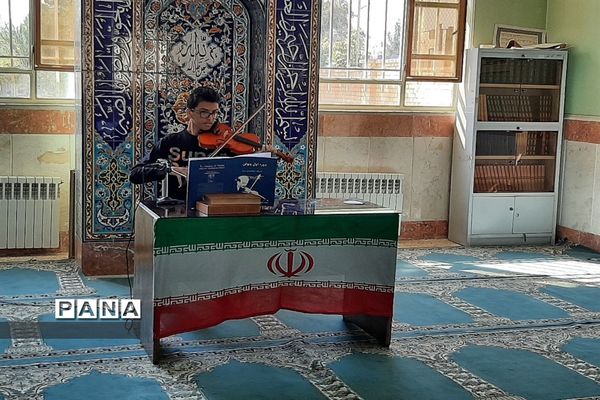 محفل شعر دانش‌آموزان دبیرستان نمونه دولتی شمس تبریزی