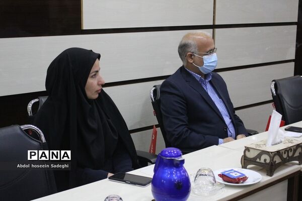 جلسه شورای معاونان اداره‌کل آموزش و پرورش استان بوشهر