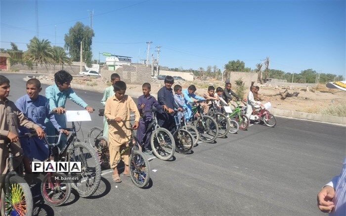 همایش دوچرخه‌سواری در شهرستان دلگان برگزار شد