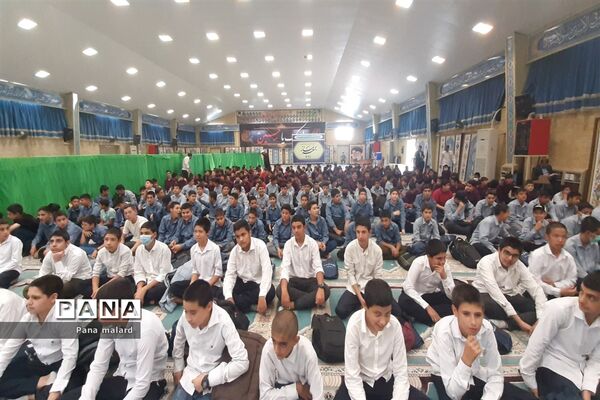 زنگ نماز در مصلای صفادشت نواخته شد