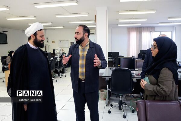 بازدید مشاور وزیر و دبیر ستاد همکاری‌های حوزه علمیه و آموزش و پرورش از خبرگزاری پانا