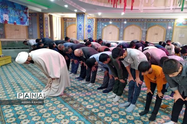 مراسم نواختن زنگ نمازدر پاکدشت