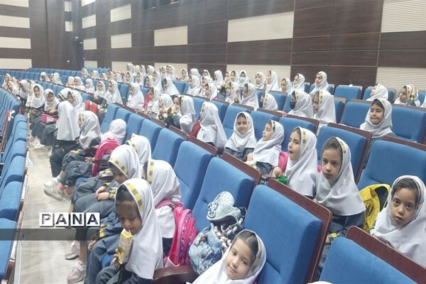 برگزاری جشن هفته ملی کودک در فرهنگسرای بعثت صفادشت