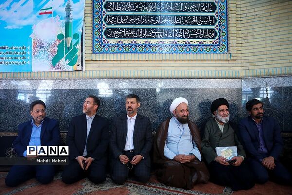 برگزاری نماز جماعت دانش‌آموزی طرح (نورچشم)