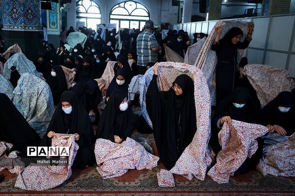 برگزاری نماز جماعت دانش‌آموزی طرح (نورچشم)