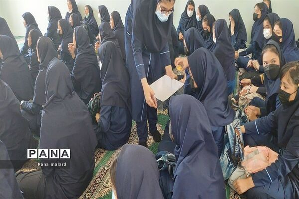 پویش بیعت با رهبری در مدارس صفادشت