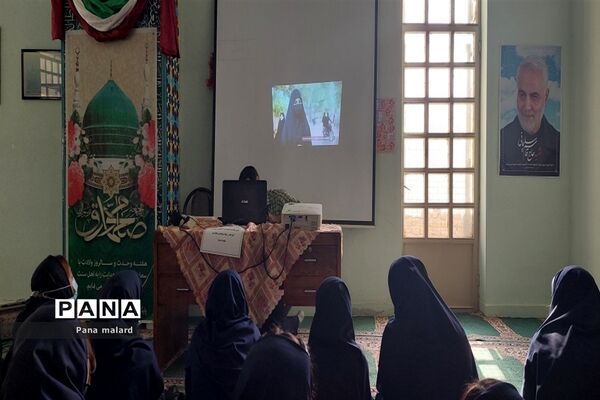 پویش بیعت با رهبری در مدارس صفادشت