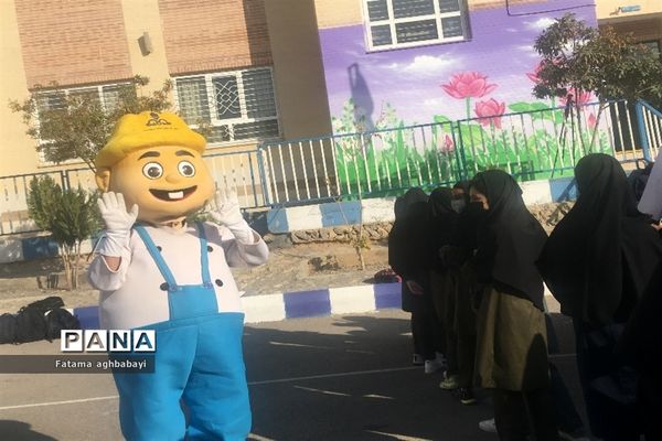 برگزاری طرح آموزش ایمنی مصرف‌کنندگان گاز طبیعی در دبیرستان مرضیه