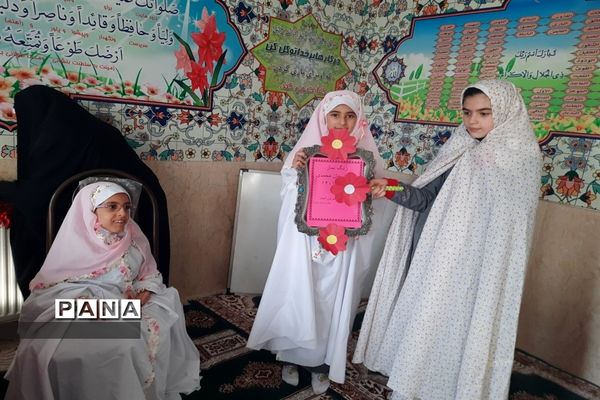 اجرای طرح نور چشم و جشن میلاد پیامبر اسلام (ص) در دبستان ایران جانمحمدی ملارد