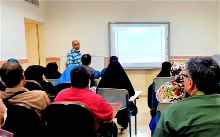 کارگاه آموزش روش‌های ضد عفونی مدارس در منطقه 12 تهران برپا شد