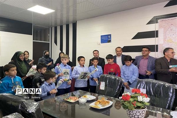 تقدیر از مدافعان امنیت در آباده