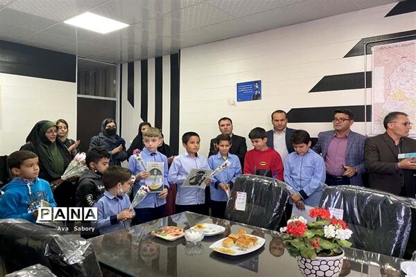 تقدیر از مدافعان امنیت در آباده