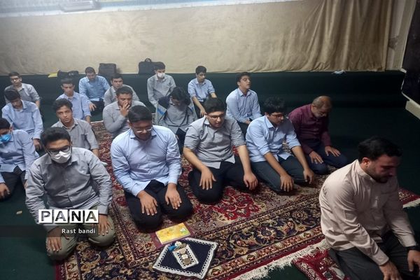 مراسم هفته وحدت در دبیرستان فرهنگ عرفان