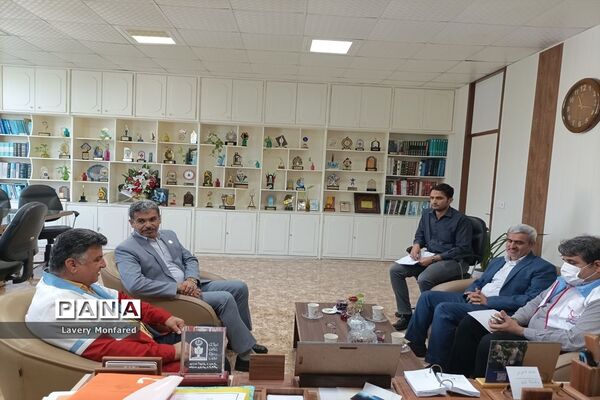 نشست هماهنگی افتتاح کانون‌های دانش‌آموزی هلال‌احمر استان بوشهر