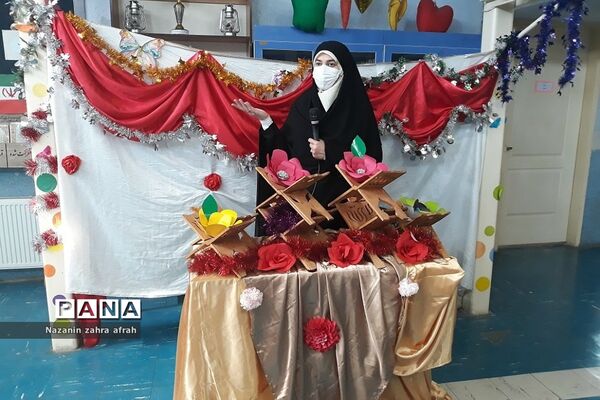 جشن میلاد پیامبر(ص) در دبستان حضرت زهرا(س) رودهن