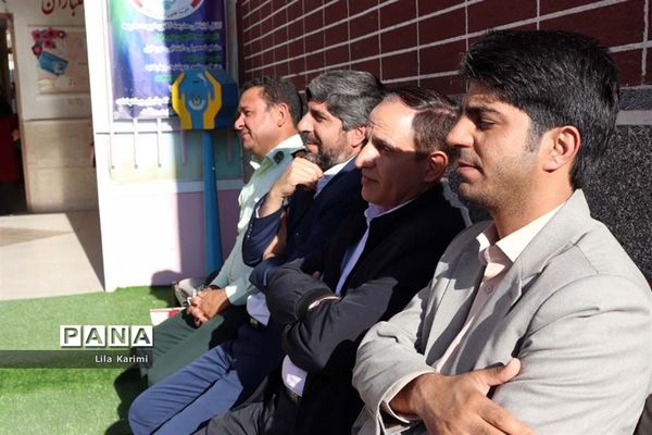 برگزاری آیین حافظ خوانی در مدارس آباده