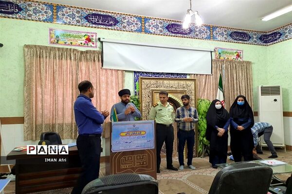 گرامیداشت هفته فراجا در دبیرستان آیت الله گلپایگانی ناحیه یک اهواز