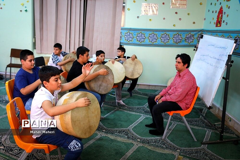 آموزش مرشدخوانی دانش‌آموزی