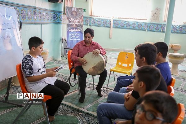 آموزش مرشدخوانی دانش‌آموزی