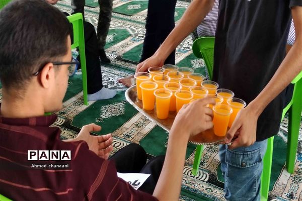 آیین گرامیداشت هفته وحدت در مدارس شهرستان کارون