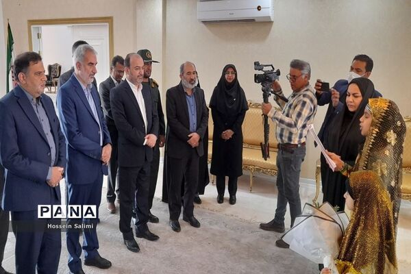 مراسم استقبال از وزیر آموزش و پرورش در فرودگاه بین‌المللی بندرعباس