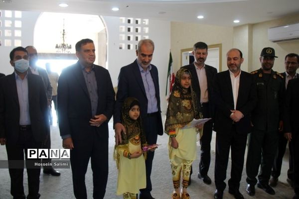 مراسم استقبال از وزیر آموزش و پرورش در فرودگاه بین‌المللی بندرعباس