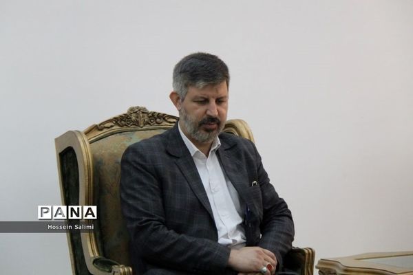 مراسم استقبال از وزیر آموزش و پرورش در فرودگاه بین‌المللی بندرعباس