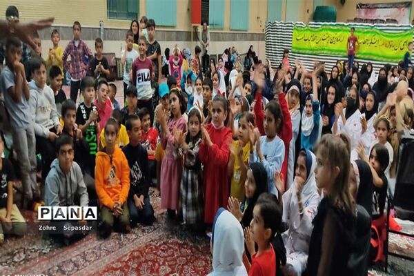 آیین اختتامیه برنامه‌های تابستانه  کانون‌های فرهنگی تربیتی آباده