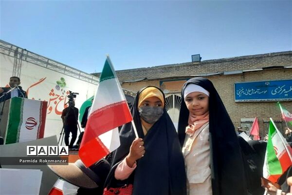 حضور پرشور بانوان شیرازی در همایش بانوان فاطمی