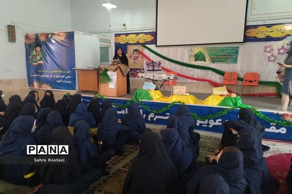 برگزاری جشن میلاد رسول اکرم(ص) و امام جعفر صادق(ع) درمدرسه شاهد فیض