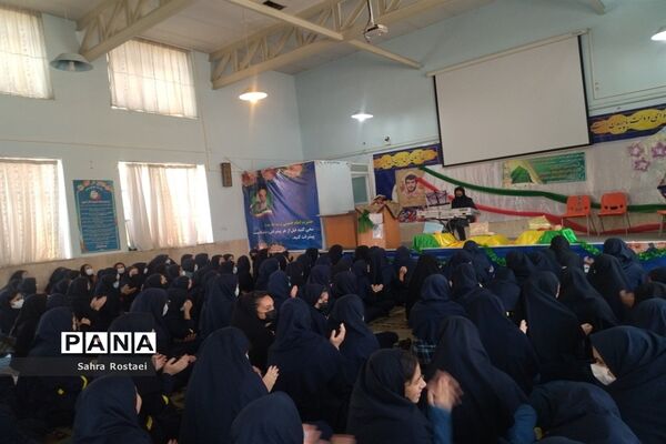 برگزاری جشن میلاد رسول اکرم(ص) و امام جعفر صادق(ع) درمدرسه شاهد فیض