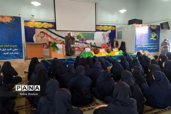 برگزاری جشن میلاد رسول اکرم(ص) و امام جعفر صادق(ع) درمدرسه شاهد فیض