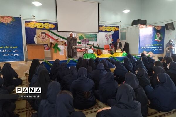 برگزاری جشن میلاد رسول اکرم(ص) و امام جعفر صادق(ع) درمدرسه شاهد فیض