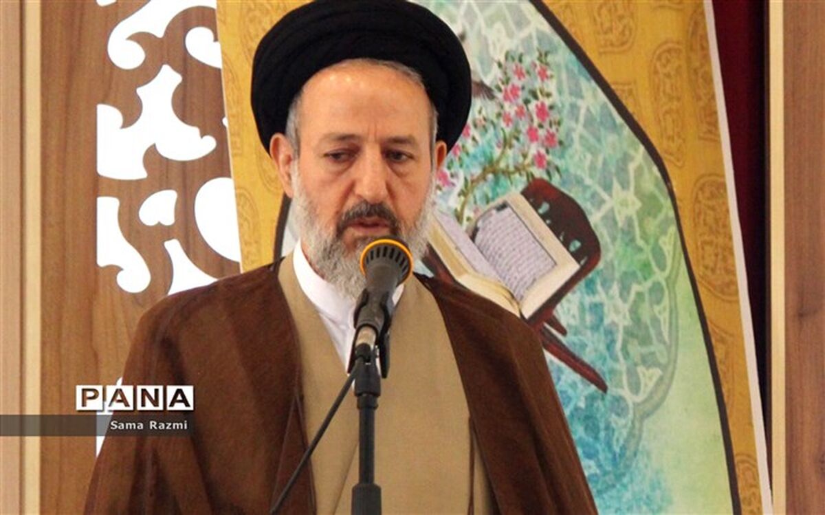 پیامبر اکرم (ص) در بین تمام انبیا سرآمد است