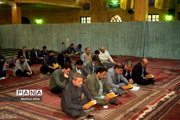 برگزاری مراسم پرفیض دعای ندبه در اردوگاه شهید باهنر