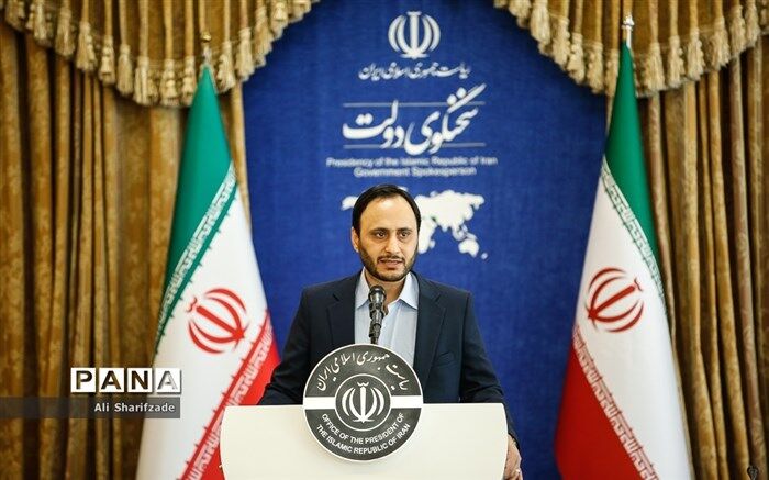 سخنگوی دولت: «ایستادیم و پیش رفتیم» رمز عبور از حوادث بزرگ است