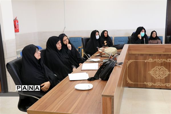 اولین جلسه طرح معرفت مربیان و معاونان پرورشی ابرکوه